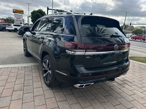 New 2026 Volkswagen Atlas SEL Premium R-Line AWD/4WD image 8