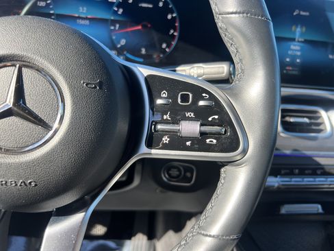 Certified 2023 Mercedes-Benz GLE 350 w/ Premium Package image 20