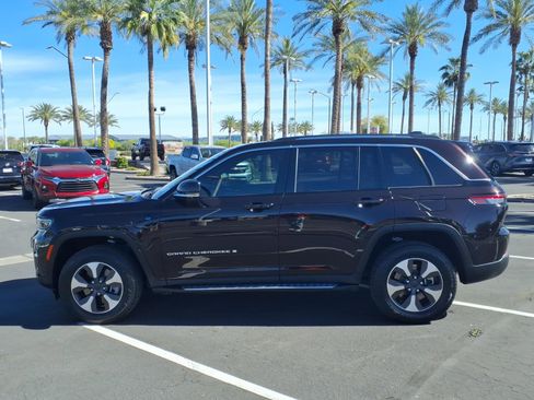 Used 2022 Jeep Grand Cherokee Limited 4xe w/ Luxury Tech Group II image 7