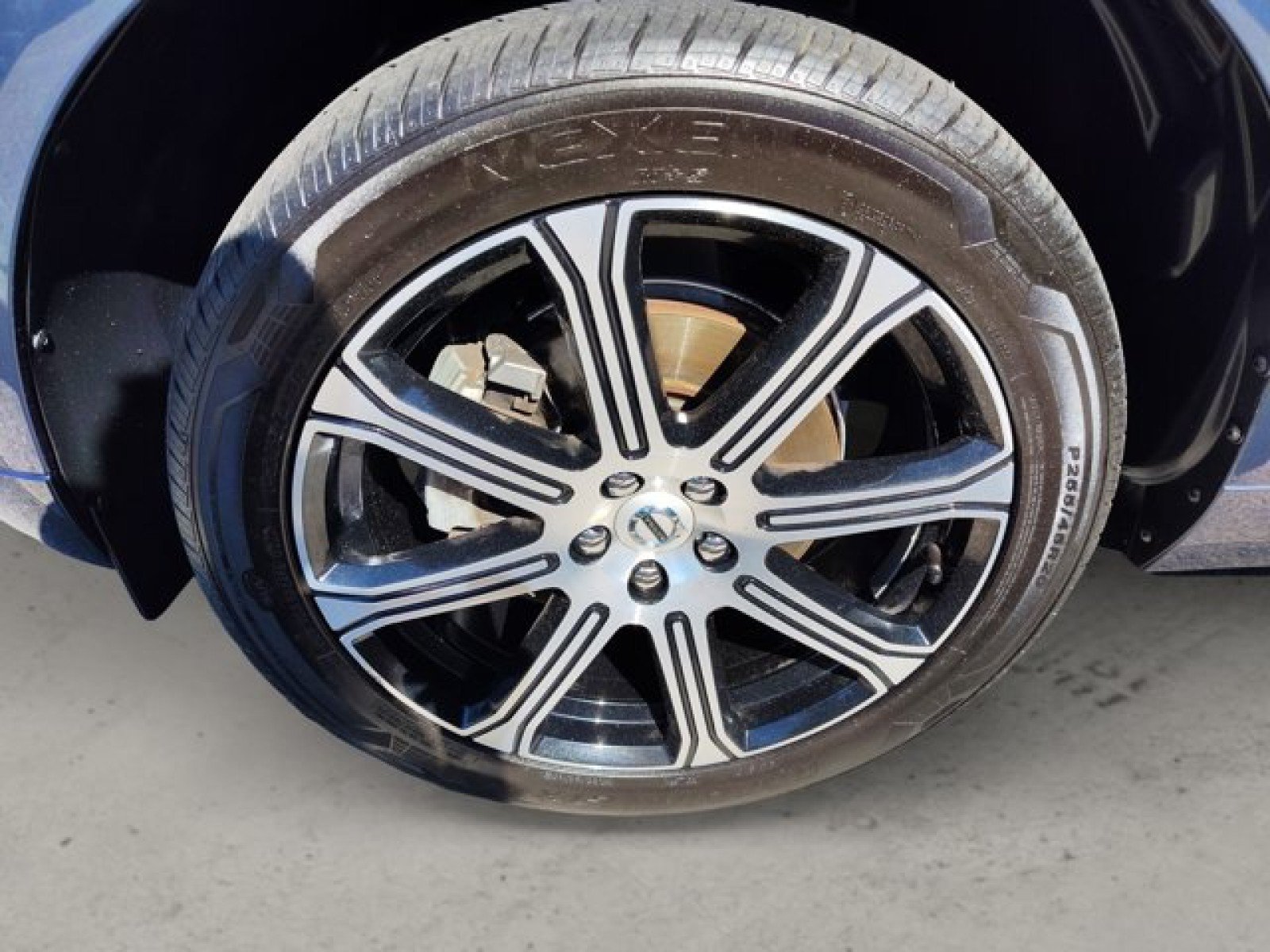 Used 2021 Volvo XC60 T5 Inscription w/ Climate Package AWD/4WD image 9