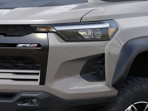 New 2026 Chevrolet Colorado ZR2 w/ Technology Package AWD/4WD image 10