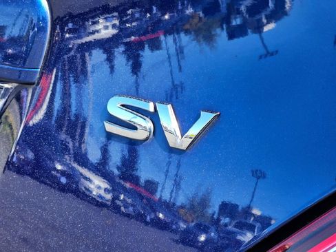 Used 2018 Nissan Versa SV FWD image 10
