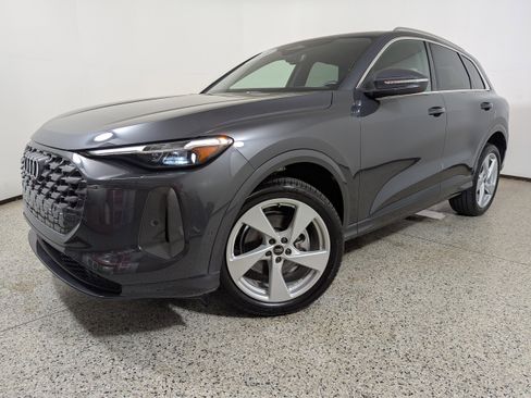 Certified 2025 Audi Q5 Premium Plus w/ Premium Plus image 49