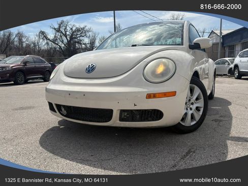 Used 2008 Volkswagen Beetle S image 1