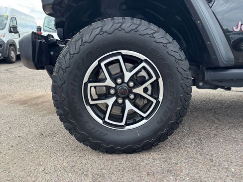 Used 2025 Jeep Wrangler Rubicon image 29