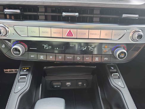 Used 2025 Kia Telluride SX X-Line image 22