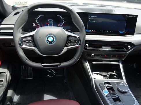 Used 2025 BMW i4 eDrive40 w/ Premium Package RWD image 7