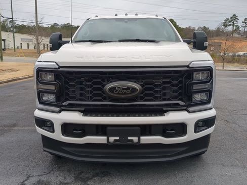Used 2025 Ford F350 Lariat w/ Black Appearance Package AWD/4WD image 11