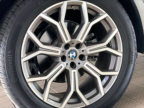 Used 2026 BMW X7 xDrive40i AWD/4WD image 36