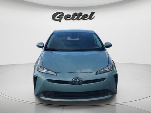 Used 2022 Toyota Prius LE FWD image 2