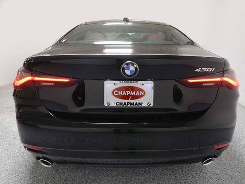 Used 2025 BMW 430i Coupe w/ Convenience Package image 4