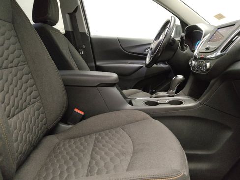 Used 2020 Chevrolet Equinox LT w/ Driver Convenience Package FWD image 21
