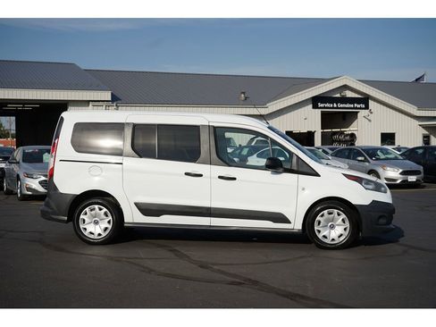 Used 2018 Ford Transit Connect XL image 2