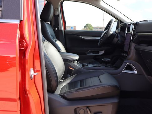 Used 2024 Ford Ranger Lariat w/ FX4 Off-Road Package image 13