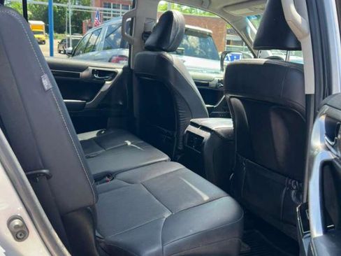 Used 2014 Lexus GX 460 AWD/4WD image 22