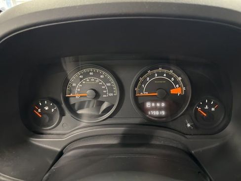 Used 2014 Jeep Patriot Latitude image 27