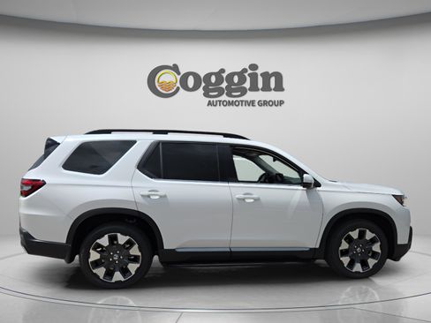 New 2026 Honda Pilot Elite image 6