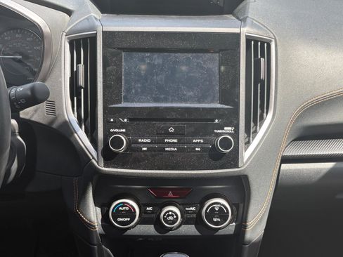 Used 2023 Subaru Crosstrek 2.0i Premium AWD/4WD image 19