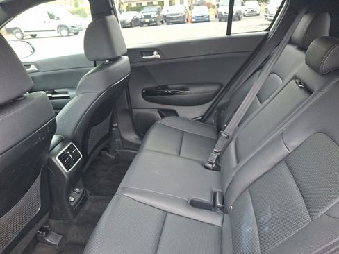 Used 2022 Kia Sportage Nightfall Edition w/ Nighfall AWD Premium Package image 20