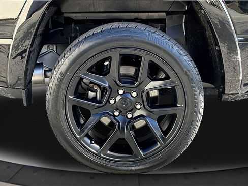 Certified 2022 RAM 1500 Laramie image 36