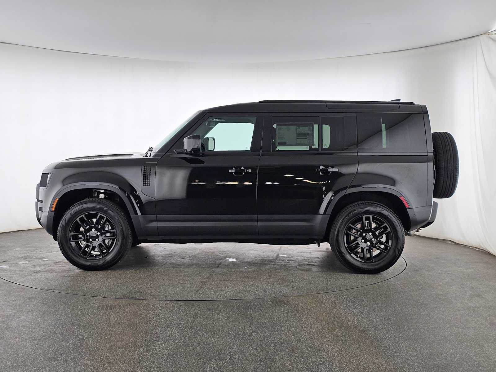 New 2026 Land Rover Defender 110 S AWD/4WD image 2