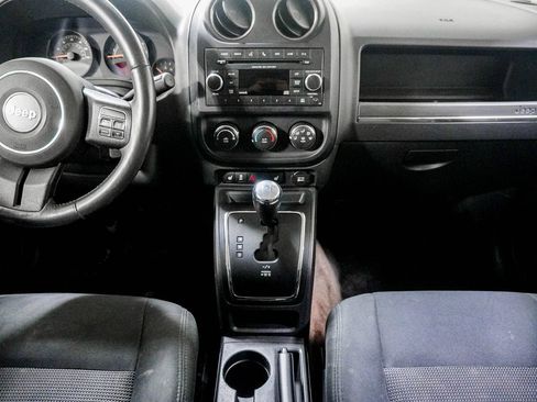 Used 2015 Jeep Patriot Latitude AWD/4WD image 21