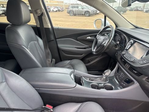 Used 2019 Buick Envision Essence image 32