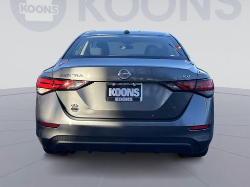 Used 2021 Nissan Sentra SV image 2