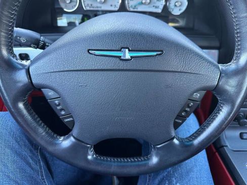 Used 2004 Ford Thunderbird Deluxe image 15