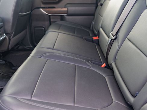 Used 2022 GMC Sierra 1500 SLT AWD/4WD image 24