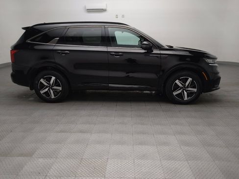 Used 2022 Kia Sorento S w/ Panoramic Sunroof Package FWD image 11