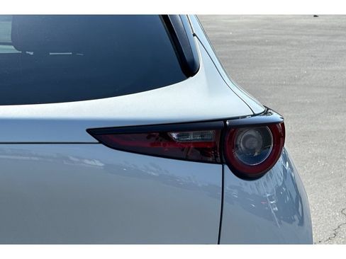 Certified 2024 MAZDA CX-30 AWD 2.5 S w/ Select Sport Pkg image 17