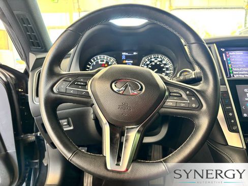 Used 2022 INFINITI Q60 3.0t Luxe w/ Essential Package RWD image 14
