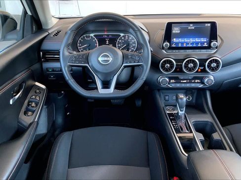 Used 2024 Nissan Sentra SR image 6