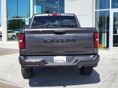 New 2026 RAM 1500 Express AWD/4WD image 5
