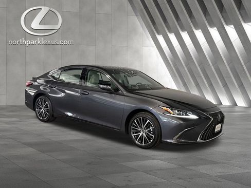 Certified 2025 Lexus ES 300h w/ Premium Package image 5