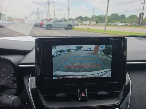 Used 2025 Toyota Corolla SE FWD image 19