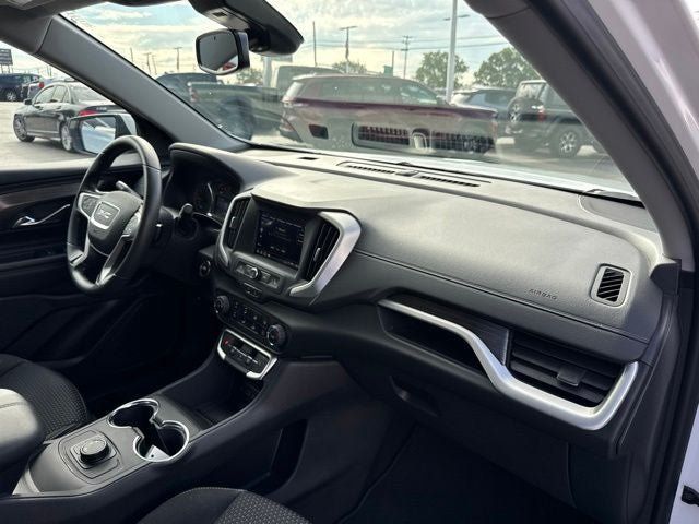 Used 2024 GMC Terrain SLE FWD image 27