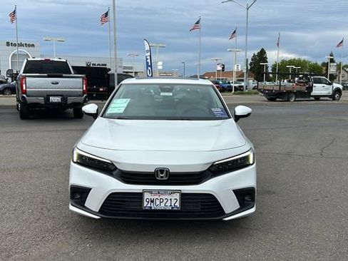 Used 2024 Honda Civic Touring image 9