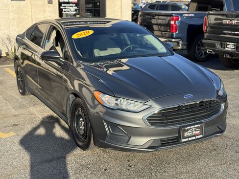 Used 2020 Ford Fusion S FWD image 11