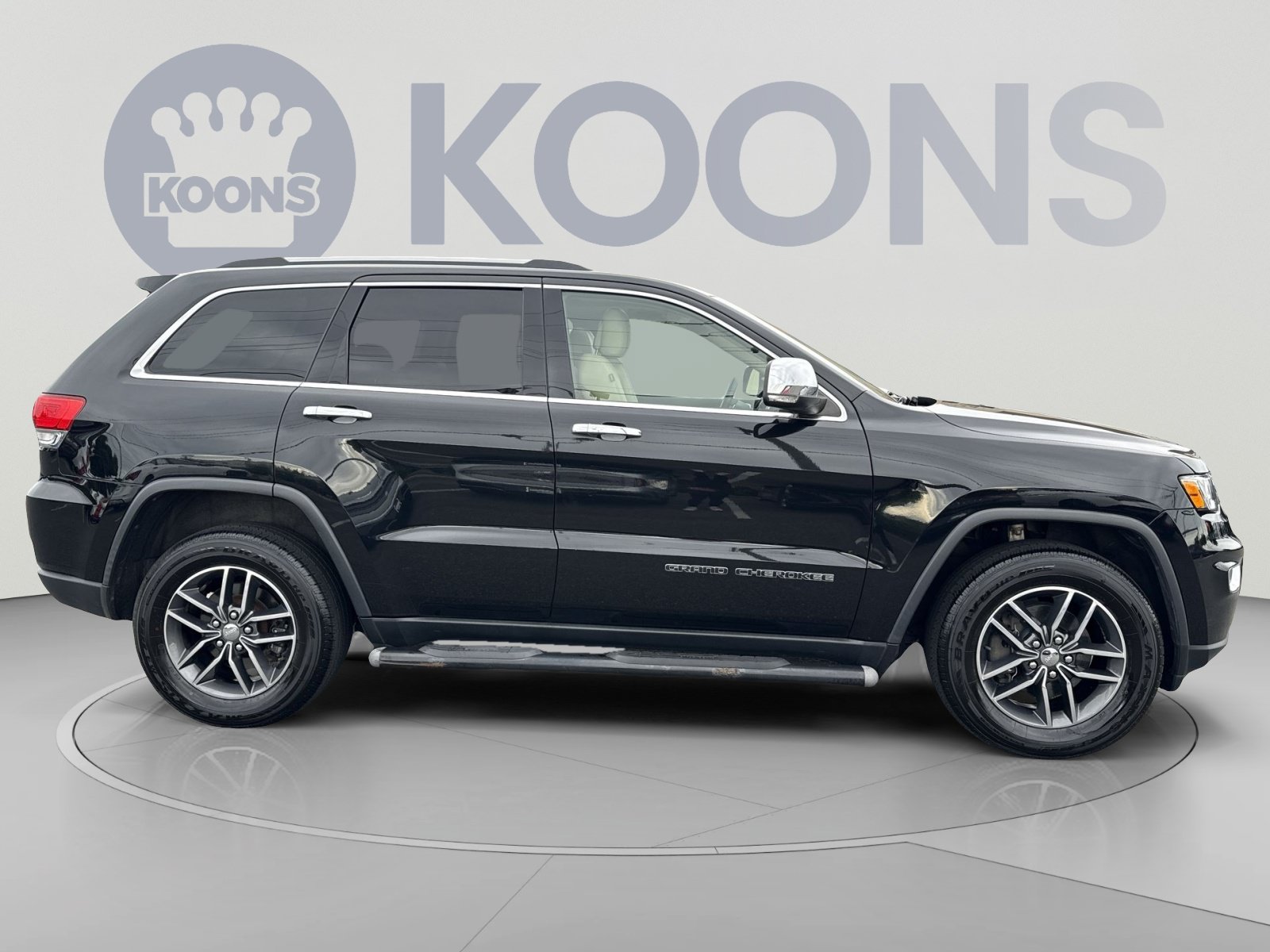 Used 2017 Jeep Grand Cherokee Limited AWD/4WD image 8