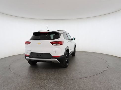 Used 2022 Chevrolet TrailBlazer LT w/ Convenience Package image 16