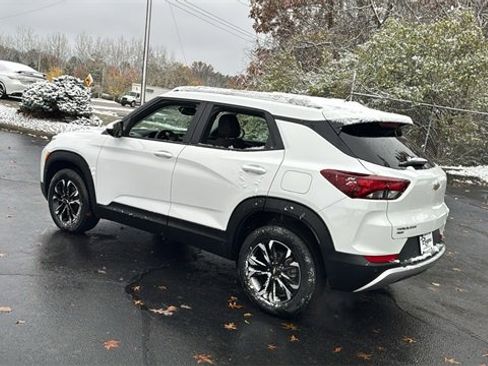 Used 2022 Chevrolet TrailBlazer LT w/ Convenience Package image 10