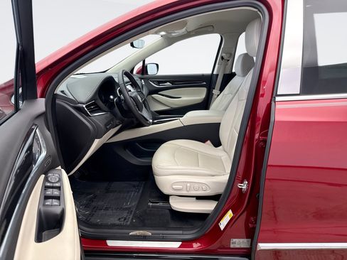 Used 2022 Buick Enclave Premium w/ Surround and Sites Package image 10