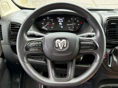 Used 2022 RAM ProMaster 2500 image 10