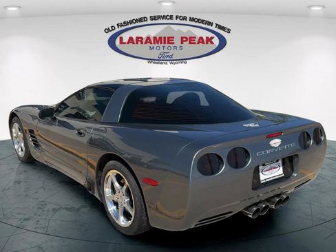 Used 2003 Chevrolet Corvette Coupe w/ Preferred Equipment Group RWD image 6