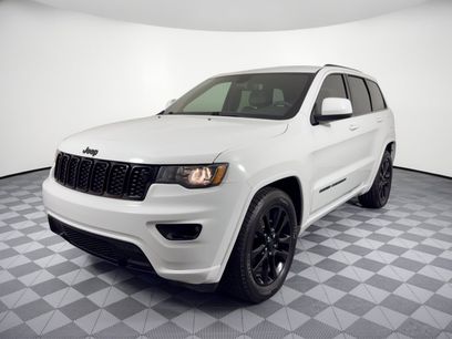 Used 2019 Jeep Grand Cherokee Altitude