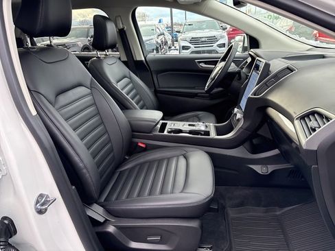 Used 2024 Ford Edge SEL w/ Convenience Package image 12