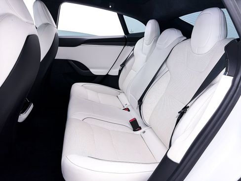 Used 2021 Tesla Model S Plaid AWD/4WD image 30
