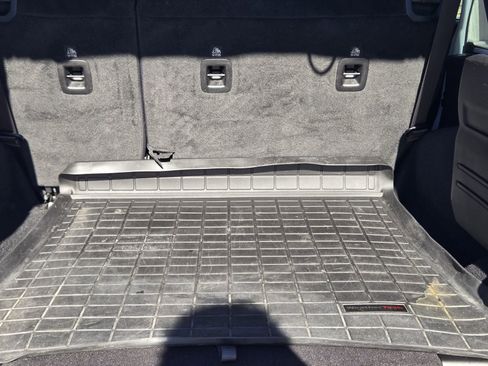 Used 2023 Jeep Wrangler Sport image 34